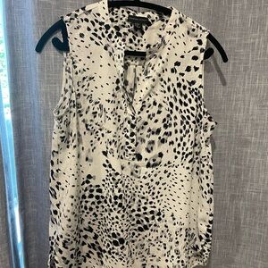 Adrienne Vittadini Black and White Sleeveless Blouse